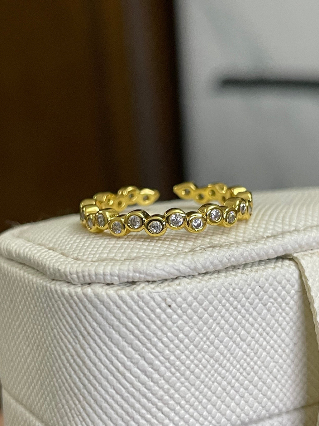 Ring 122 (Adjustable)