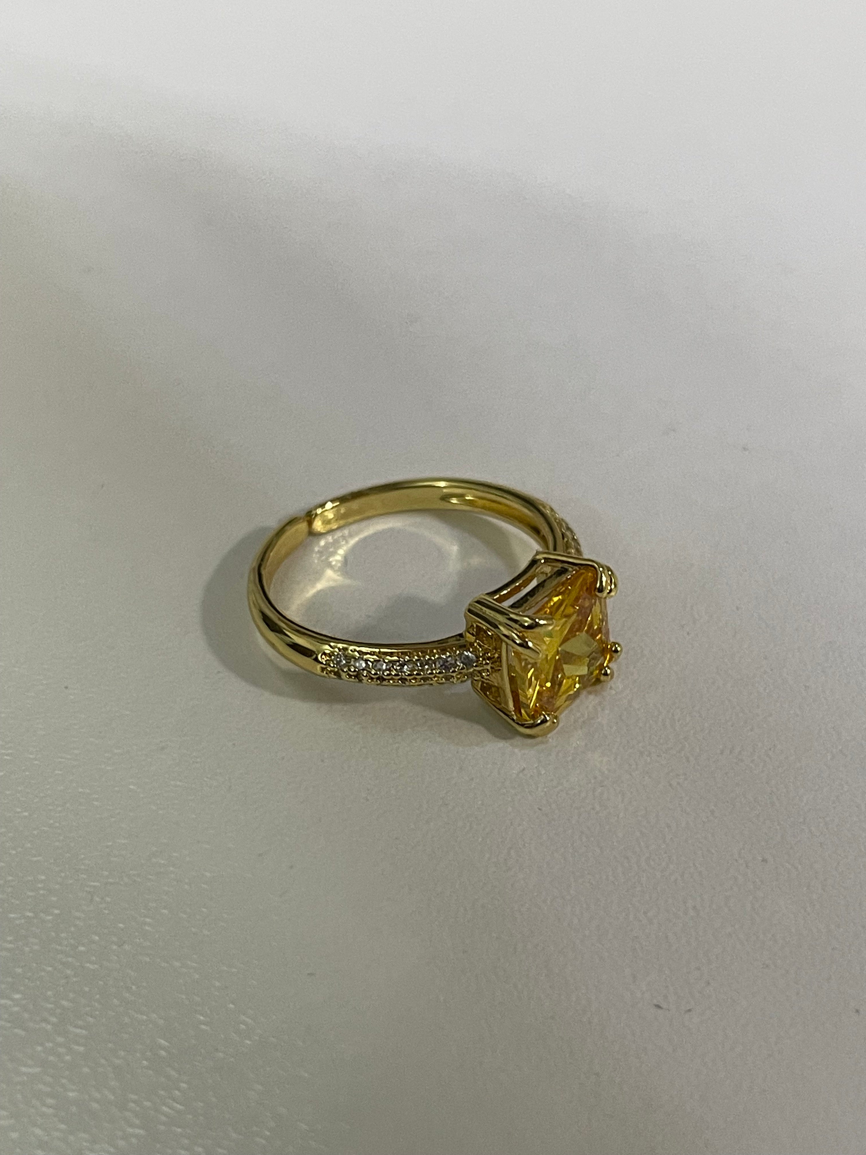 Ring 121 (Adjustable)