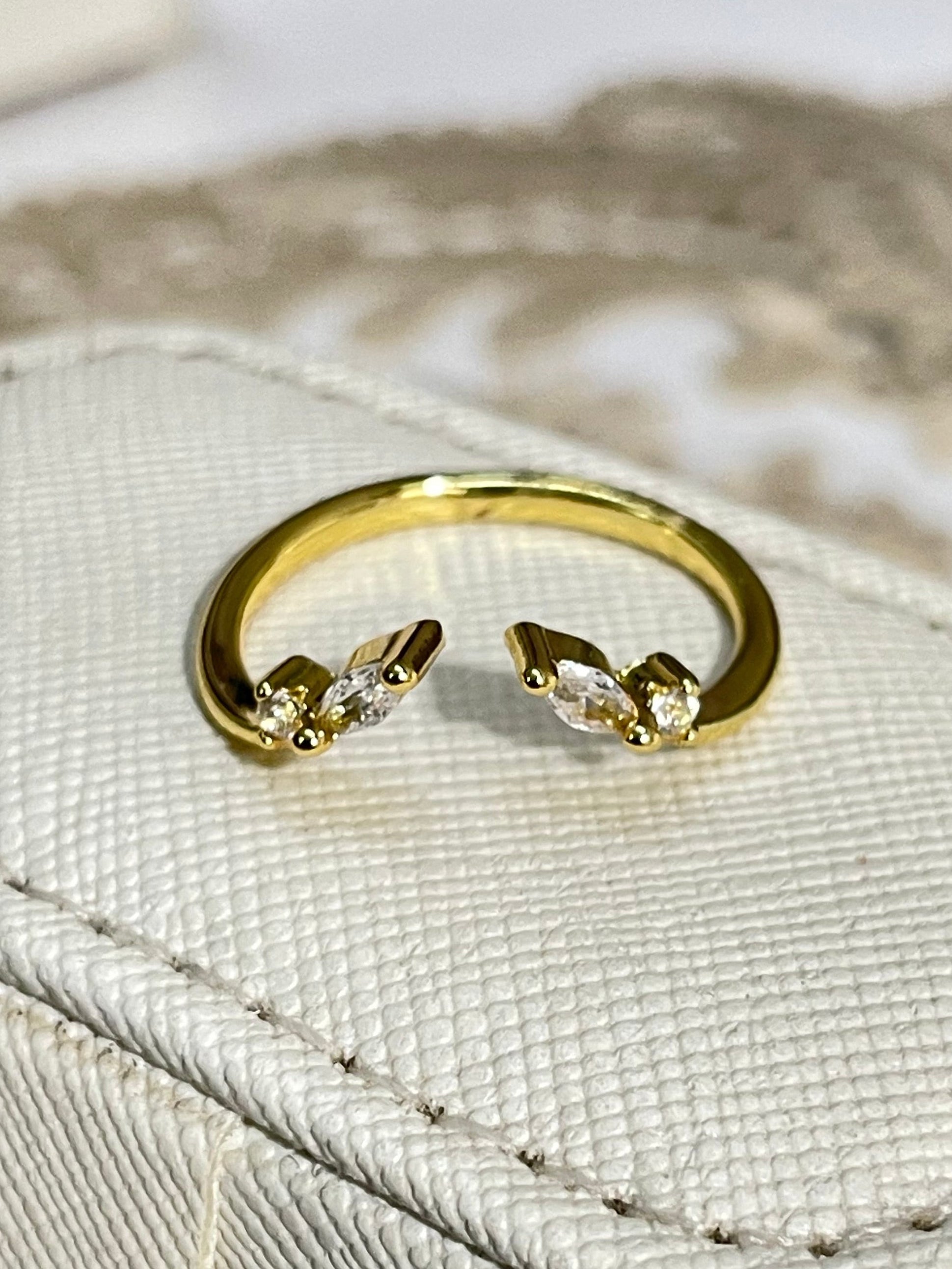 Ring 75 (Adjustable)