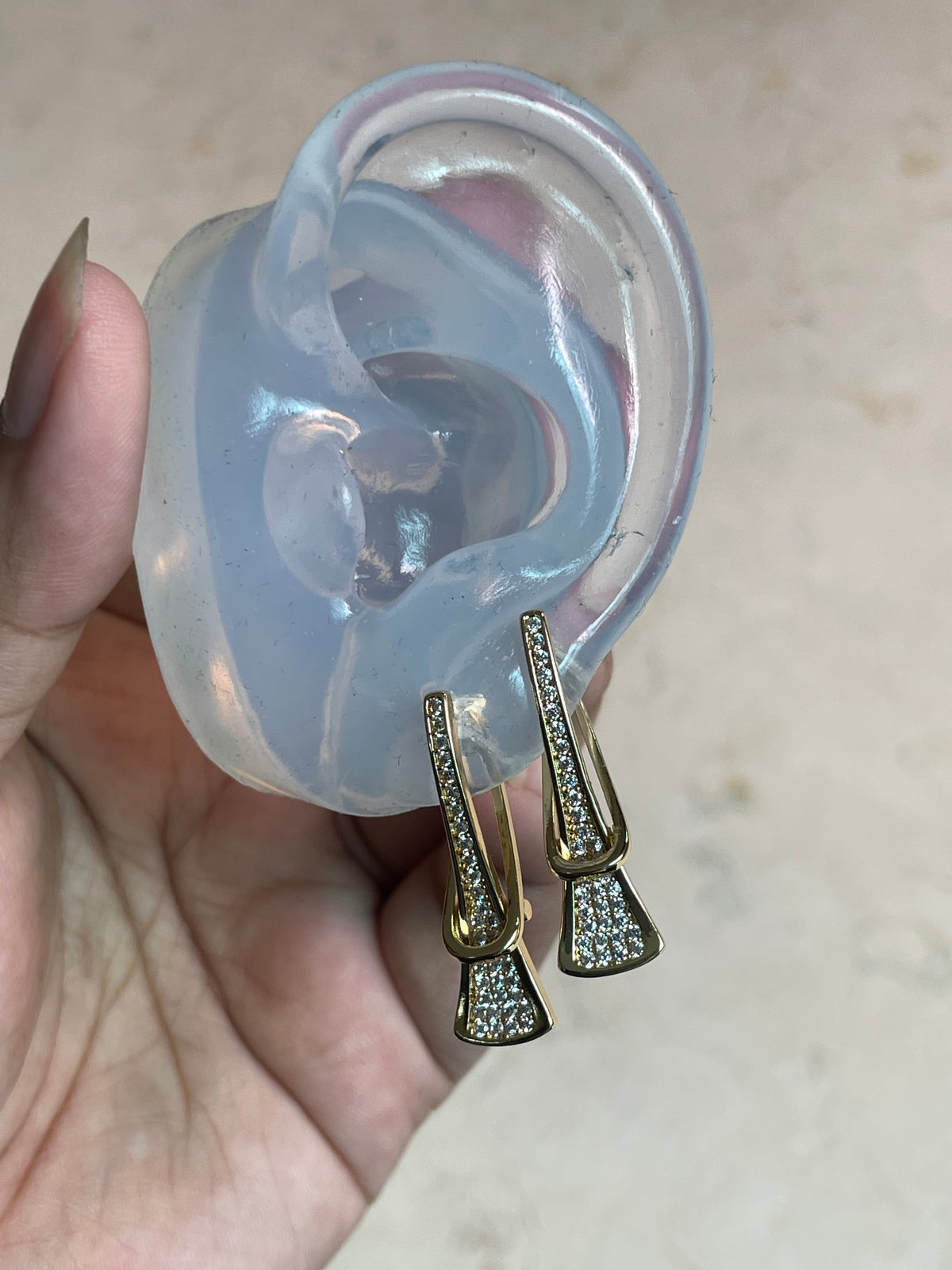 Clips~