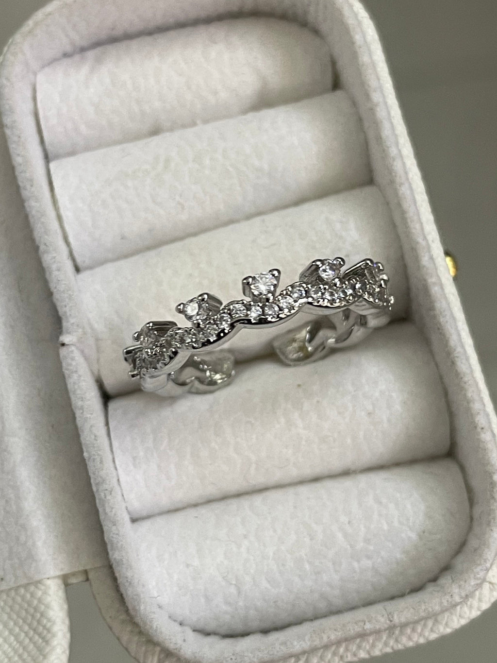 Ring 32 (Adjustable)